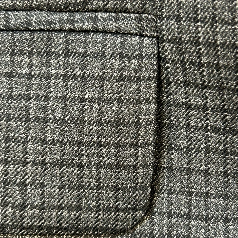 Jos. A. Bank Traveler Tailored Fit Men's Gray Checker Blazer‎ 46L Wool